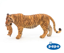 Load image into Gallery viewer, Tigress with Cub